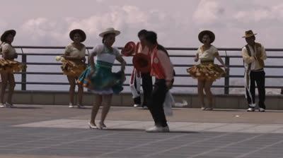 Alaxpacha - Mi Vecinita - SALAY